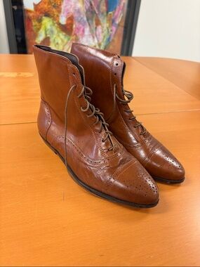 Valerie Stevens Brown Leather Lace-Up Chukka Boots